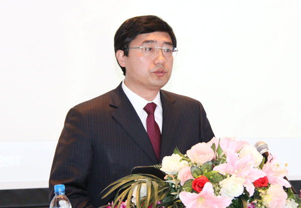 大连医科大学校长闻德亮致辞